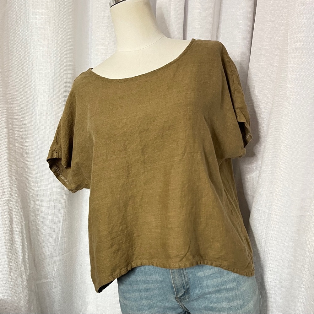 WILLA Boxy Linen Blouse